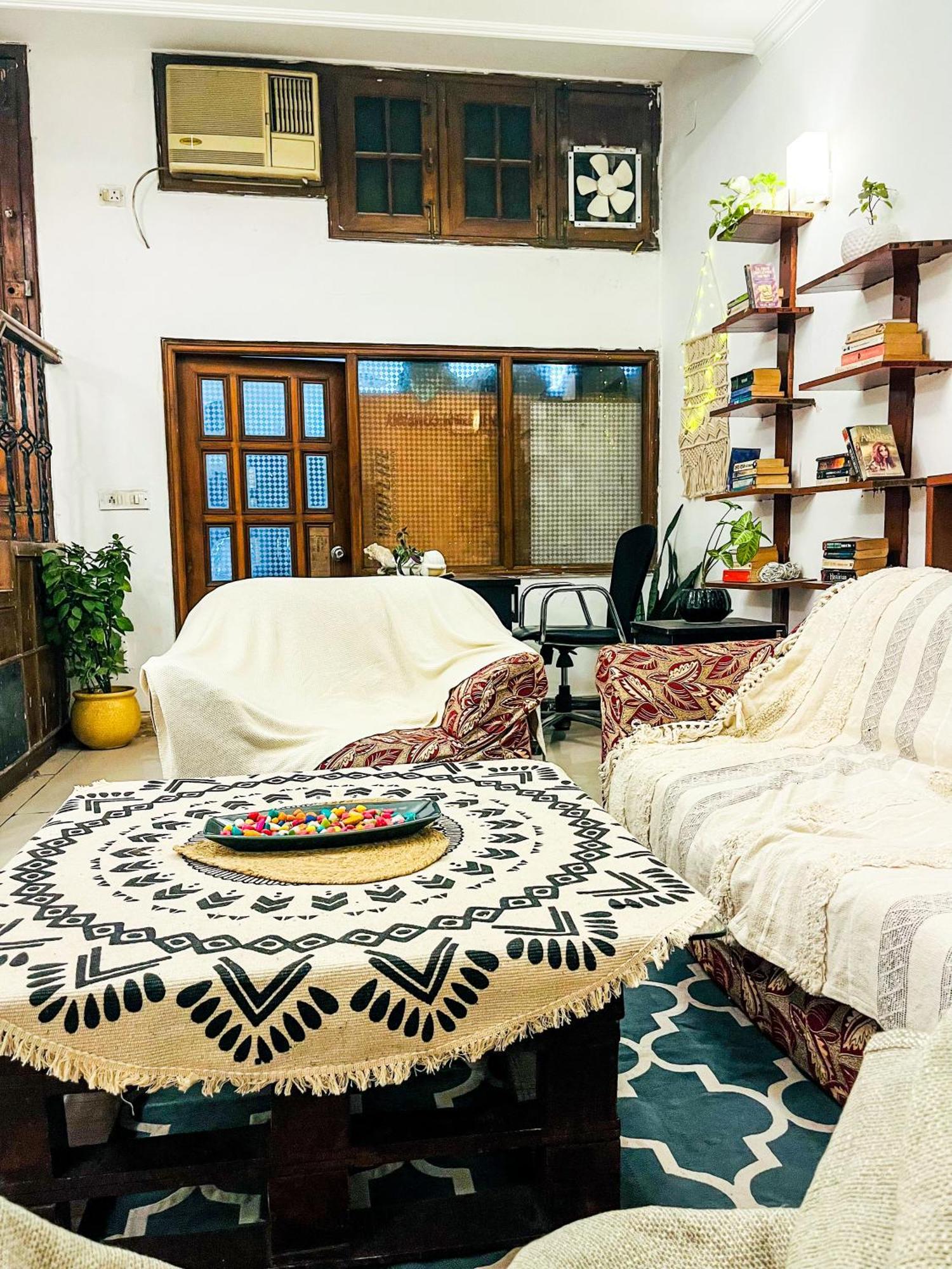 Atharva'S Homestay, Nehru Enclave Нью-Делі Екстер'єр фото